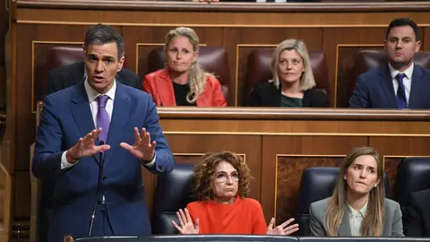 El director de El Mundo desvela la preocupación de Sánchez por los mensajes: "Hay cientos o miles más" El director de El Mundo desvela la preocupación de Sánchez por los mensajes: "Hay cientos o miles más"