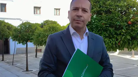 Vox "dobla su apuesta" al exigir ahora a Guardiola que copie a Mazón para suprimir la 'ecotasa' a la central de Almaraz Vox "dobla su apuesta" al exigir ahora a Guardiola que copie a Mazón para suprimir la 'ecotasa' a la central de Almaraz
