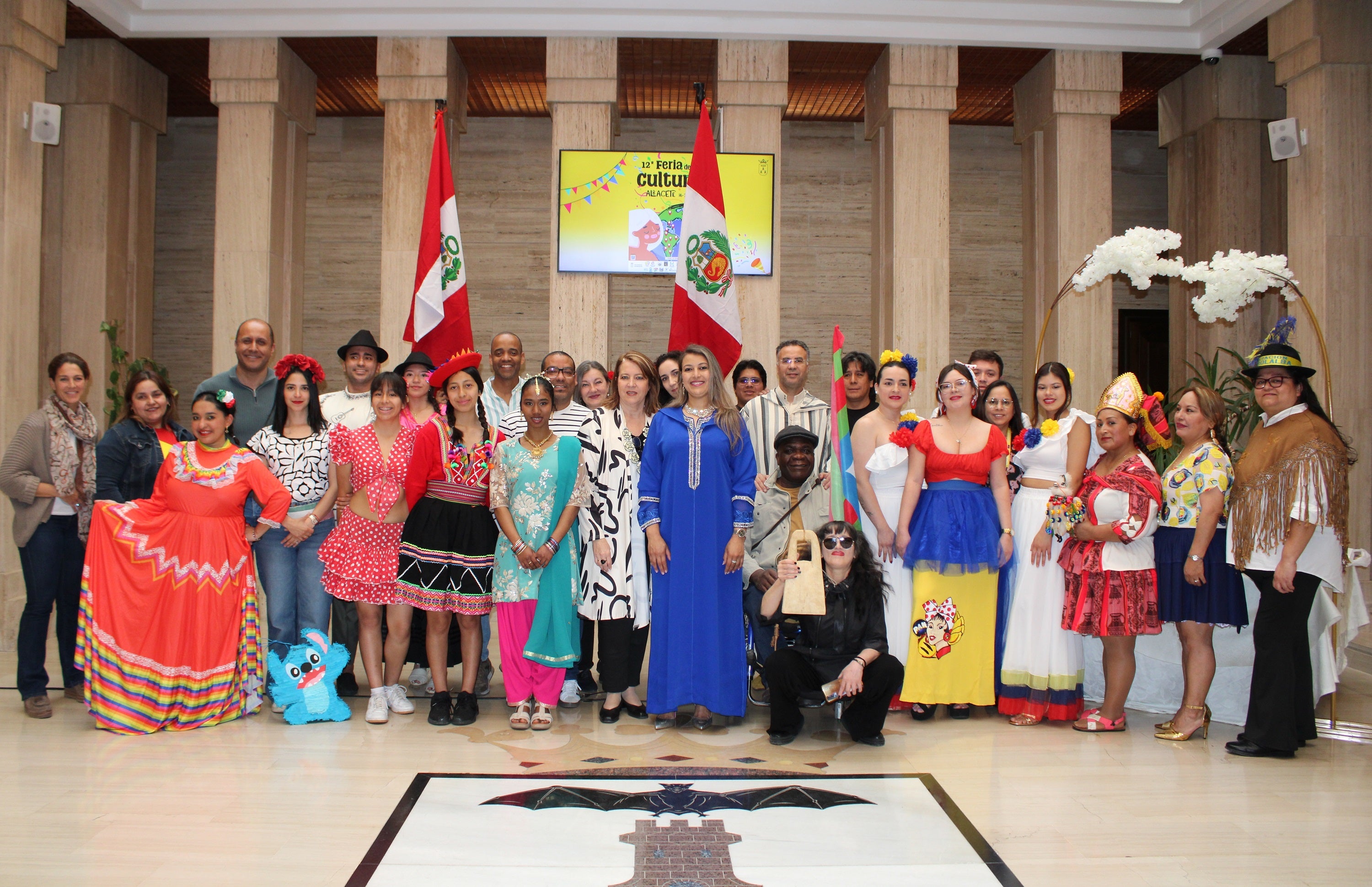 Llega la XII Feria de las Culturas para “viajar por el mundo” de la mano de las 18 nacionalidades participantes Llega la XII Feria de las Culturas para “viajar por el mundo” de la mano de las 18 nacionalidades participantes