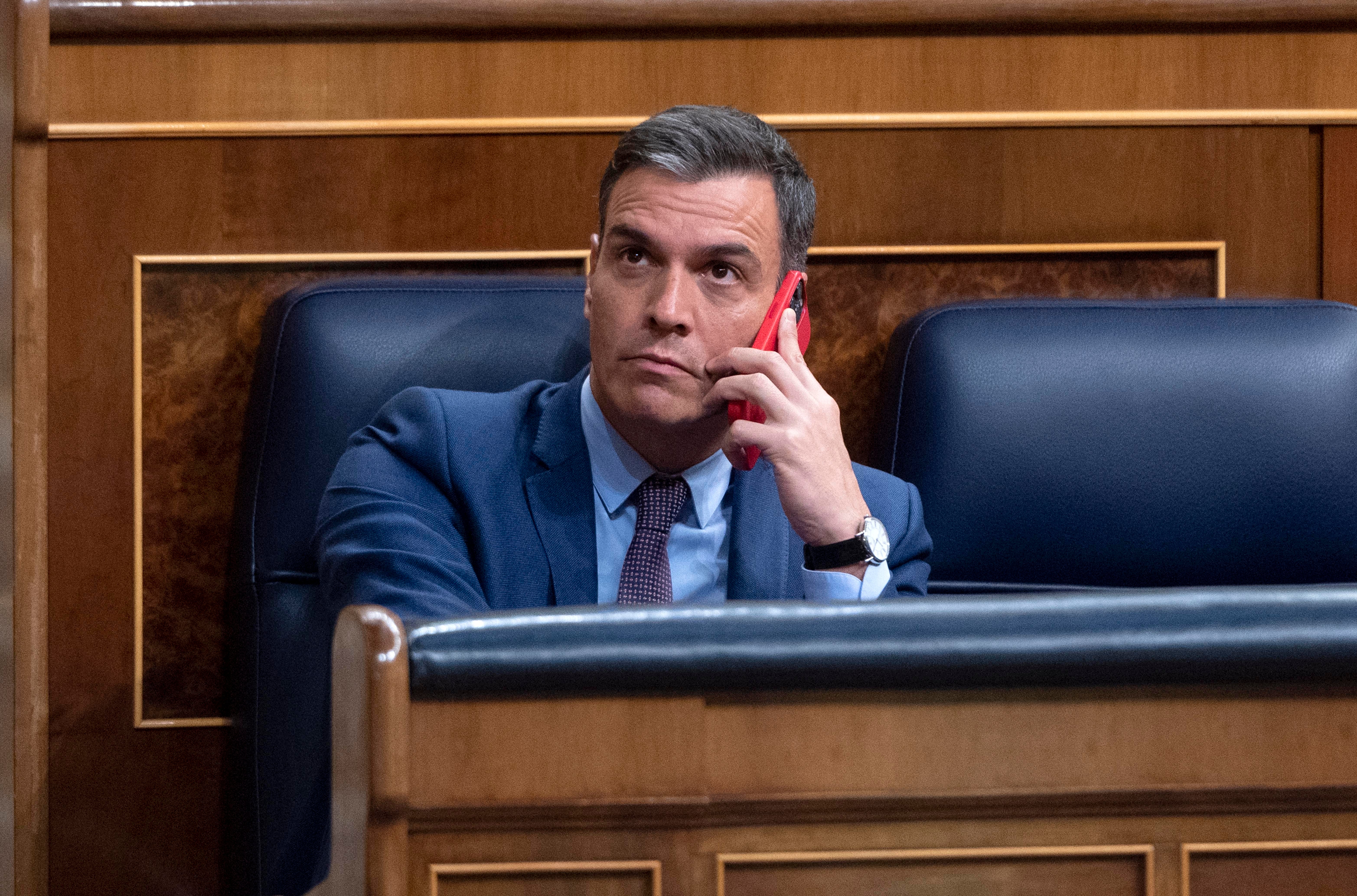Por qué Sánchez no debería utilizar WhatsApp para comunicarse: "Es una auténtica temeridad" Por qué Sánchez no debería utilizar WhatsApp para comunicarse: "Es una auténtica temeridad"