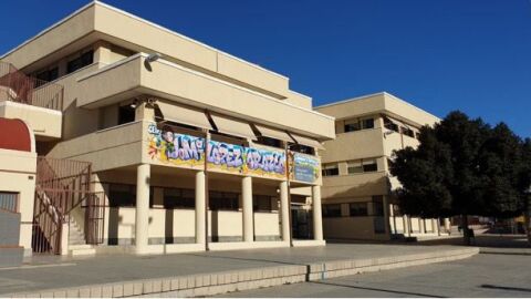 Colegio P&uacute;blico Julio Mar&iacute;a L&oacute;pez Orozco de Elche.