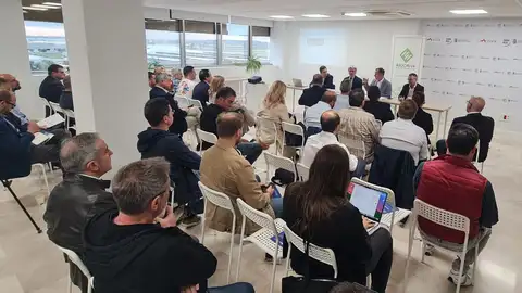 Ivace+i recibe en un mes cerca de 500 solicitudes de empresas y comercios al Plan Ara Empreses del Consell Ivace+i recibe en un mes cerca de 500 solicitudes de empresas y comercios al Plan Ara Empreses del Consell