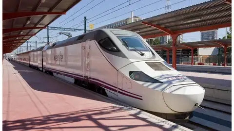 Renfe pone a la venta desde este miércoles los billetes para viajar en el tercer servicio Alvia de Extremadura Renfe pone a la venta desde este miércoles los billetes para viajar en el tercer servicio Alvia de Extremadura