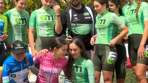 Ana Lospitao e Irene García firman un espectacular doblete del Electromercantil-GR100 en la general de la prestigiosa Vuelta a Valdepeñas Ana Lospitao e Irene García firman un espectacular doblete del Electromercantil-GR100 en la general de la prestigiosa Vuelta a Valdepeñas