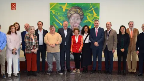 La Comisión de Industria del Senado visita Galletas Gullón .