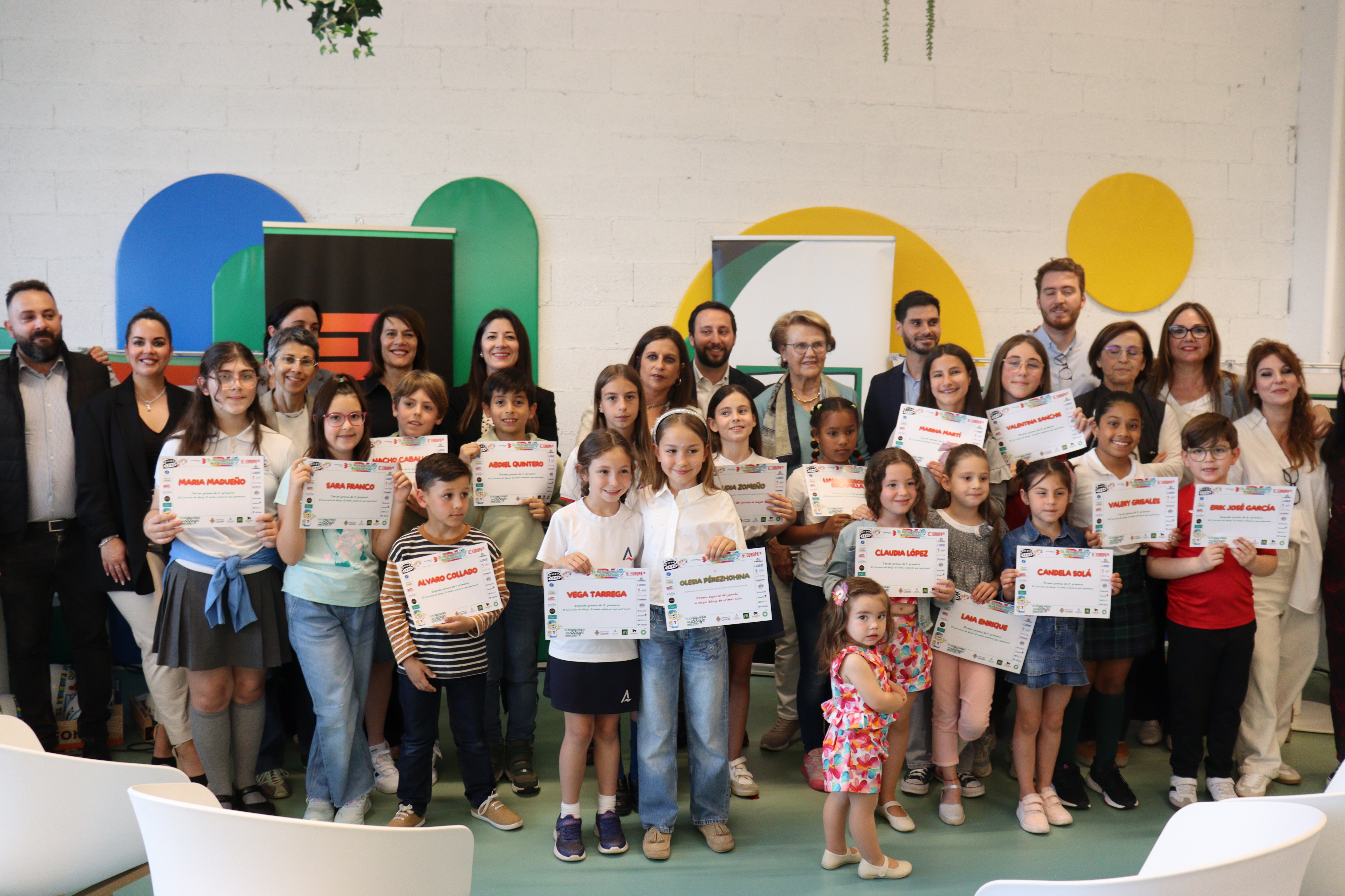 Entrega de premios del III Concurso de dibujo 'El medio ambiente que queremos' Entrega de premios del III Concurso de dibujo 'El medio ambiente que queremos'