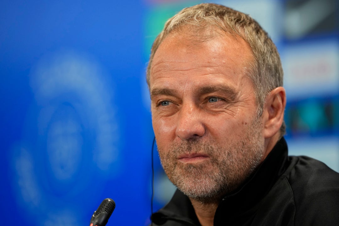 Flick: "No es una buena idea pensar en celebraciones" Flick: "No es una buena idea pensar en celebraciones"