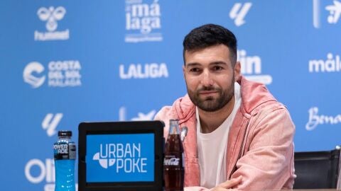 Alex Pastor, jugador del M&aacute;laga CF 