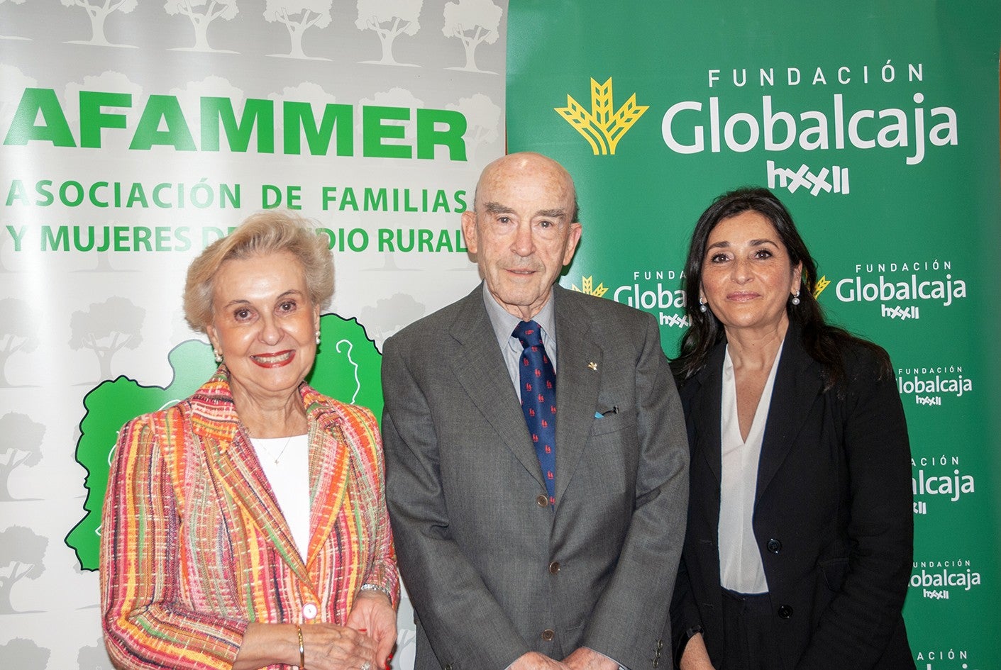 AFAMMER y Fundación Globalcaja unen fuerzas para impulsar cursos de digitalización en el medio rural AFAMMER y Fundación Globalcaja unen fuerzas para impulsar cursos de digitalización en el medio rural