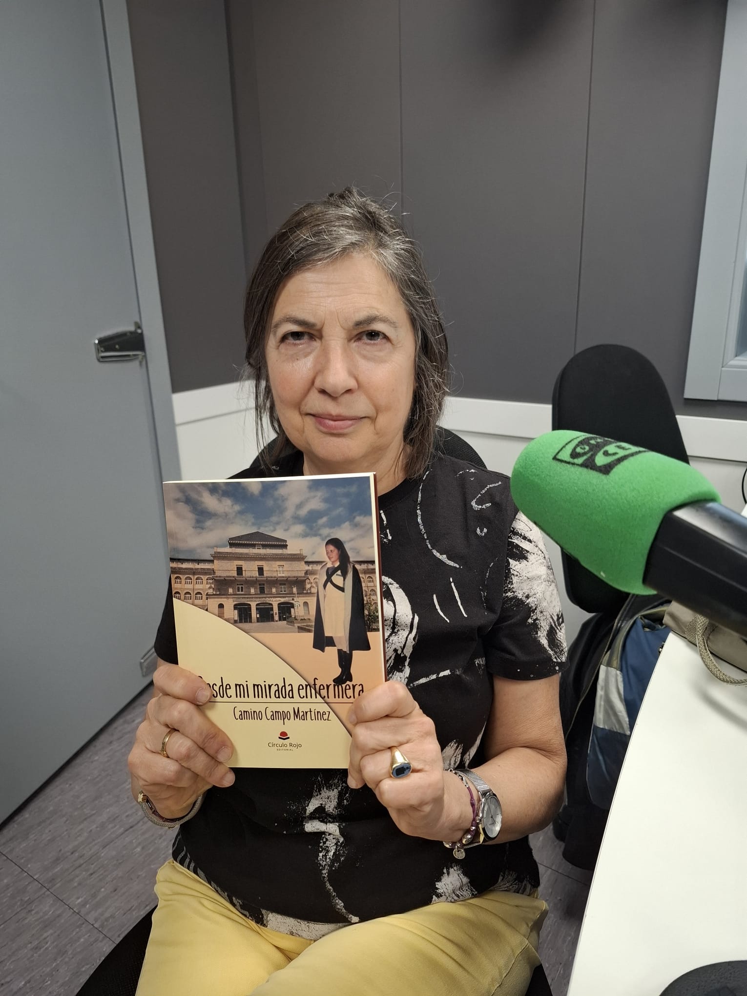 Camino Campo presenta su libro "Desde mi mirada enfermera" Camino Campo presenta su libro "Desde mi mirada enfermera"