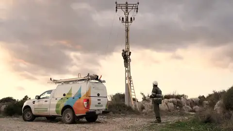 Iberdrola refuerza su red eléctrica en España con la adquisición de Electra del Maestrazgo Iberdrola refuerza su red eléctrica en España con la adquisición de Electra del Maestrazgo
