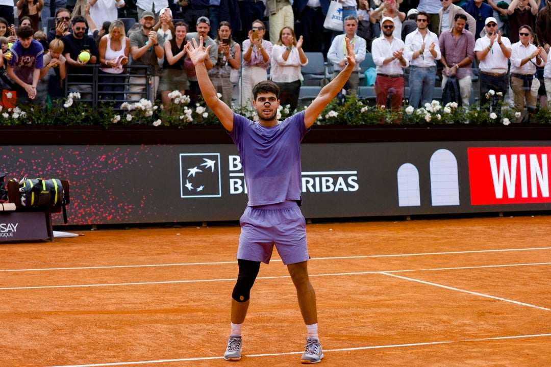 Alcaraz supera a Draper y pasa a semifinales en Roma Alcaraz supera a Draper y pasa a semifinales en Roma