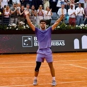 Alcaraz supera a Draper y pasa a semifinales en Roma Alcaraz supera a Draper y pasa a semifinales en Roma