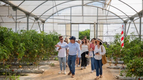 visita estudiantes a la finca agrícola de Servigroup en Villajoyosa