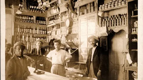 El Archivo de Palencia acoge la exposición ‘De 1900 a nuestros días’ dentro del Festival Internacional de Fotografía de Castilla y León .