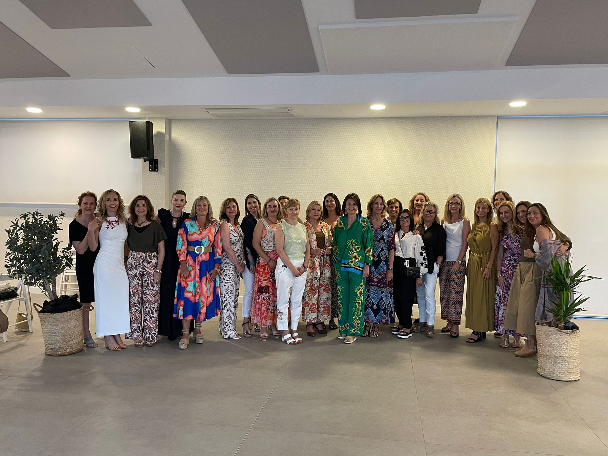 Empresarias y directivas de Castellón, Valencia y Alicante se reunirán por primera vez para compartir visión, talento y liderazgo Empresarias y directivas de Castellón, Valencia y Alicante se reunirán por primera vez para compartir visión, talento y liderazgo