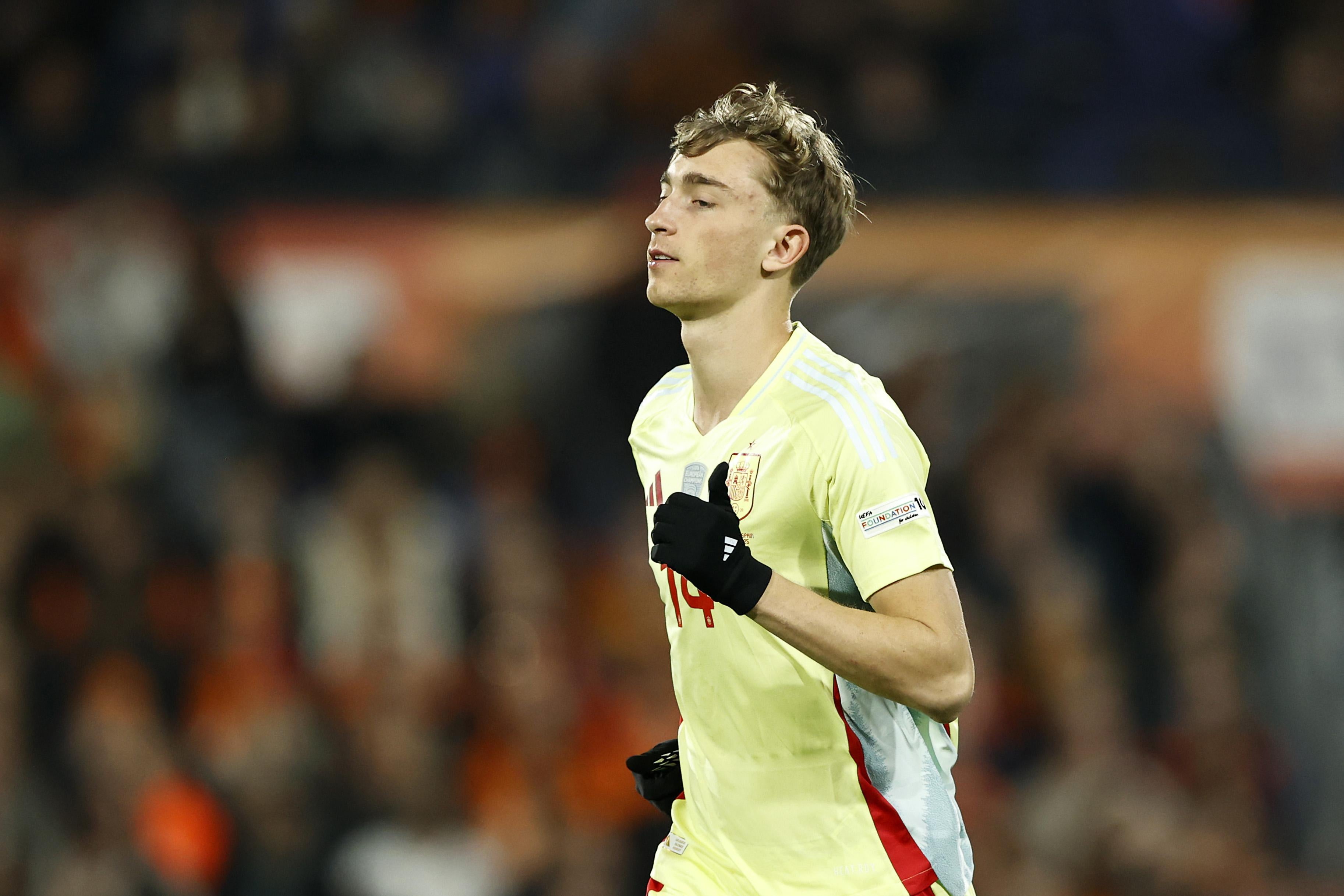 Ya es oficial: el Real Madrid anuncia el fichaje de Dean Huijsen Ya es oficial: el Real Madrid anuncia el fichaje de Dean Huijsen
