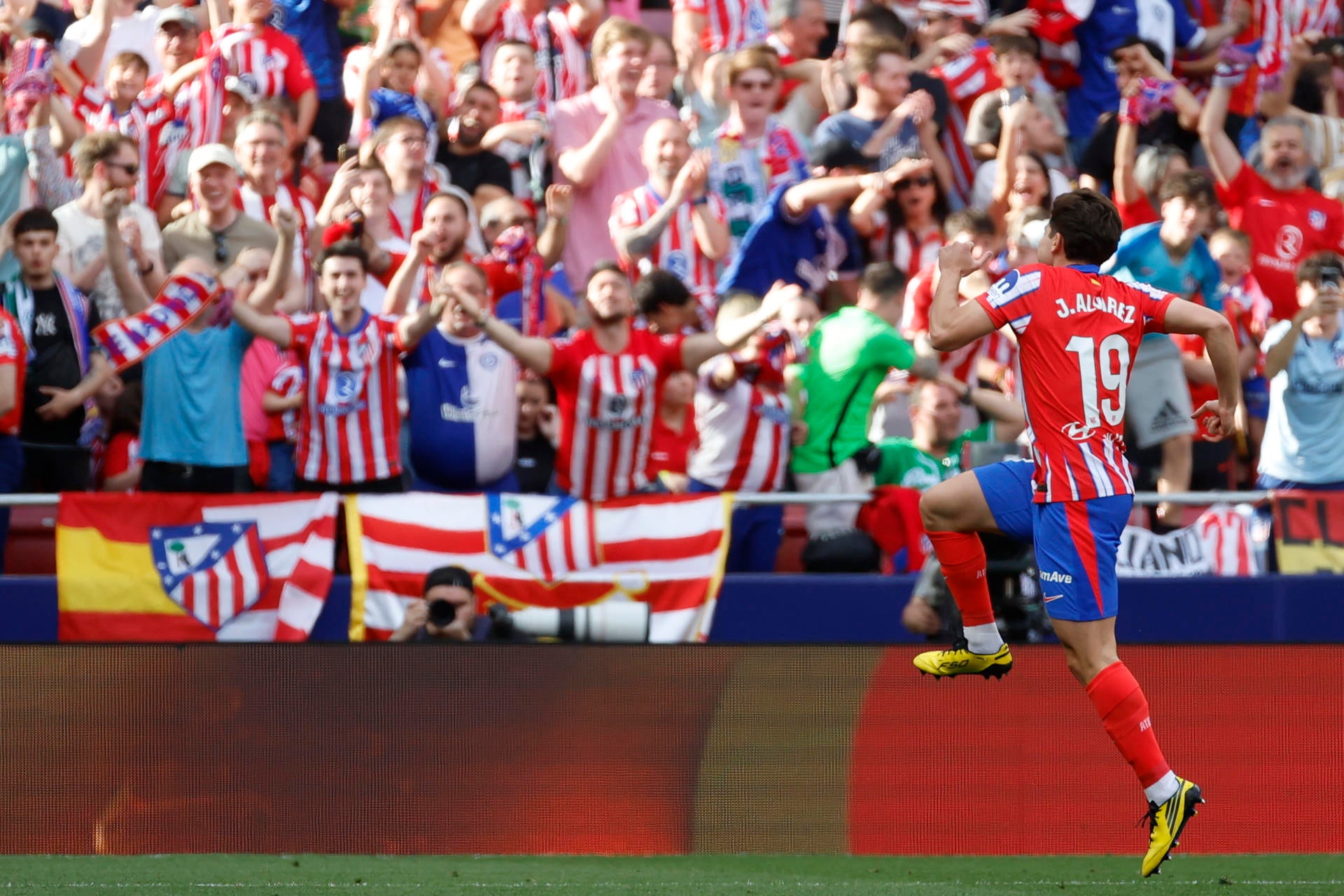 Julián Álvarez deja al Betis sin Champions Julián Álvarez deja al Betis sin Champions