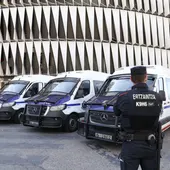 Dispositivo Ertzaintza en San Mamés Dispositivo Ertzaintza en San Mamés