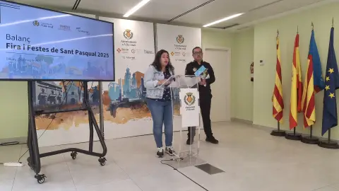 La concejala de Fiestas, Miriam Caravaca, y el Intendente de la Policía Local, Ramón Martínez, han presentado el balance. La concejala de Fiestas, Miriam Caravaca, y el Intendente de la Policía Local, Ramón Martínez, han presentado el balance.