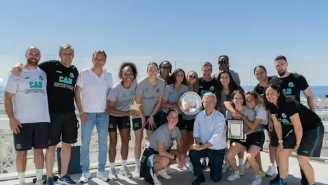 Histórico ascenso del CB Estepona a la Liga Femenina Histórico ascenso del CB Estepona a la Liga Femenina