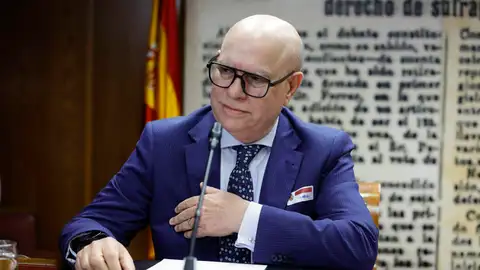 El director del Parador de Teruel niega que Ábalos celebrara una fiesta con chicas en pandemia El director del Parador de Teruel niega que Ábalos celebrara una fiesta con chicas en pandemia