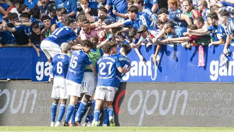 Celebración del gol de Paulino Celebración del gol de Paulino