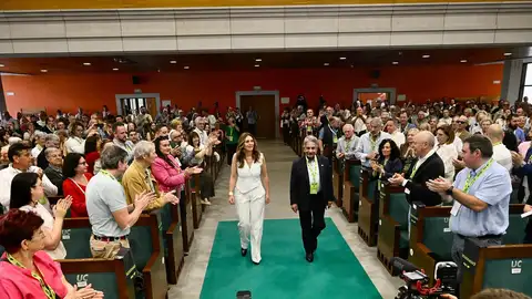 Paula Fernández junto a Miguel Ángel Revilla Paula Fernández junto a Miguel Ángel Revilla