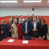 Joaquín Hernández renueva como Secretario General y anuncia una nueva ejecutiva "en la que los socialistas estaremos unidos para conseguir los objetivos propuestos" Joaquín Hernández renueva como Secretario General y anuncia una nueva ejecutiva "en la que los socialistas estaremos unidos para conseguir los objetivos propuestos"
