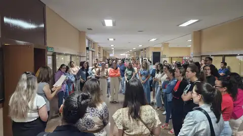 Publicadas las listas definitivas de admitidos en las oposiciones docentes en Extremadura con 3.994 aspirantes Publicadas las listas definitivas de admitidos en las oposiciones docentes en Extremadura con 3.994 aspirantes