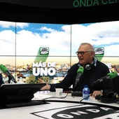 Pedro Piqueras y Carlos Alsina en 'Más de Uno' Pedro Piqueras y Carlos Alsina en 'Más de Uno'