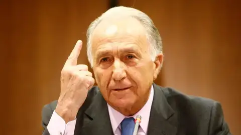 Muere a los 84 años Manuel Torreiglesias, presentador de 'Saber vivir' Muere a los 84 años Manuel Torreiglesias, presentador de 'Saber vivir'