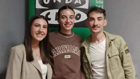 El Club Patín Artístico Alcalá abre un crowdfunding para poder viajar a Italia para participar en el Campeonato del Mundo Dos patinadoras y el presidente del Club Patín Artístico Alcalá en Más de uno Alcalá