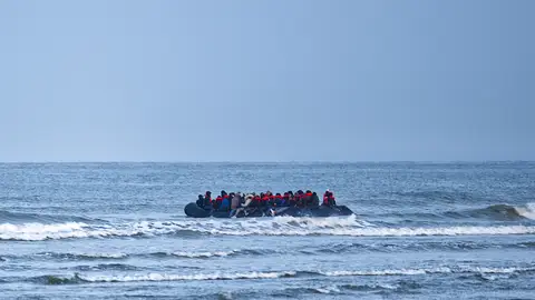 A refugee boat sets off to cross the English Channel in Wimereux, northern France, on April 2025 A refugee boat sets off to cross the English Channel in Wimereux, northern France, on April 2025