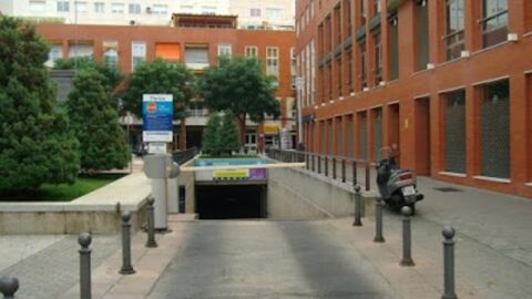 Parking de la Plaza de la Constitución en Ciudad Real