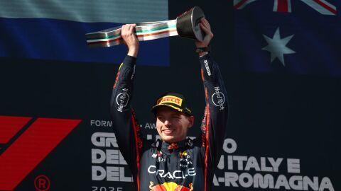 Verstappen contraataca en Imola