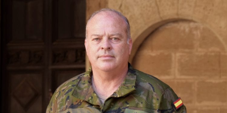 Jesús de Quiroga: “Es básico acercar el Ejército a la sociedad, especialmente a los más jóvenes” Jesús de Quiroga: “Es básico acercar el Ejército a la sociedad, especialmente a los más jóvenes”