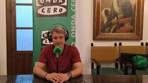 Pepe Vegara: "El ciudadano va a observar un cambio notable en el servicio de recogida de residuos" Pepe Vegara: "El ciudadano va a observar un cambio notable en el servicio de recogida de residuos"
