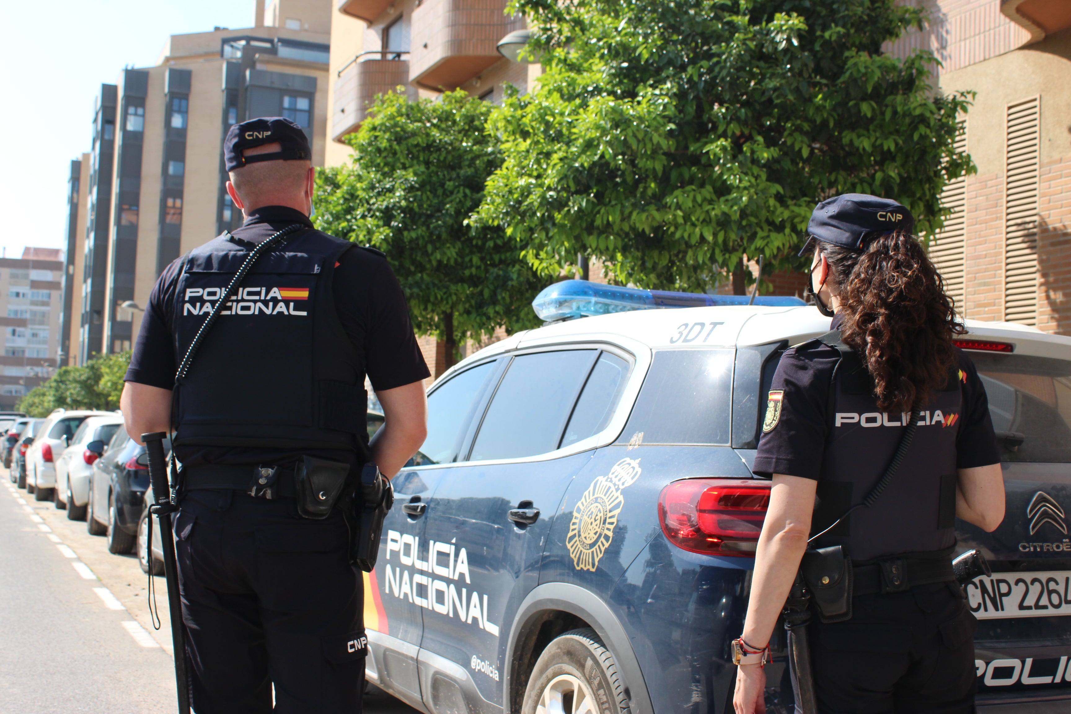 La Policía Nacional detiene a un hombre por maltratar a su mujer e hijos en Algemesí La Policía Nacional detiene a un hombre por maltratar a su mujer e hijos en Algemesí