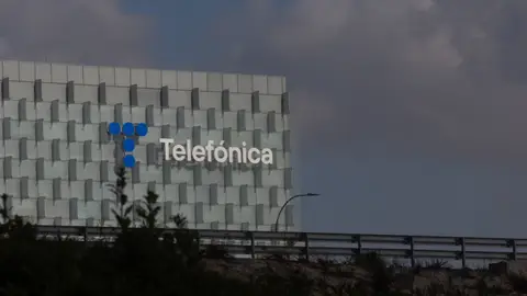 Sede central de Telefónica en Madrid Sede central de Telefónica en Madrid