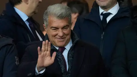 Laporta: "¿La renovación de Lamine? Apunta que irá bien" Laporta: "¿La renovación de Lamine? Apunta que irá bien"
