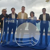 La Vila Joiosa recoge las 6 Banderas Azules para sus playas. La Vila Joiosa recoge las 6 Banderas Azules para sus playas.