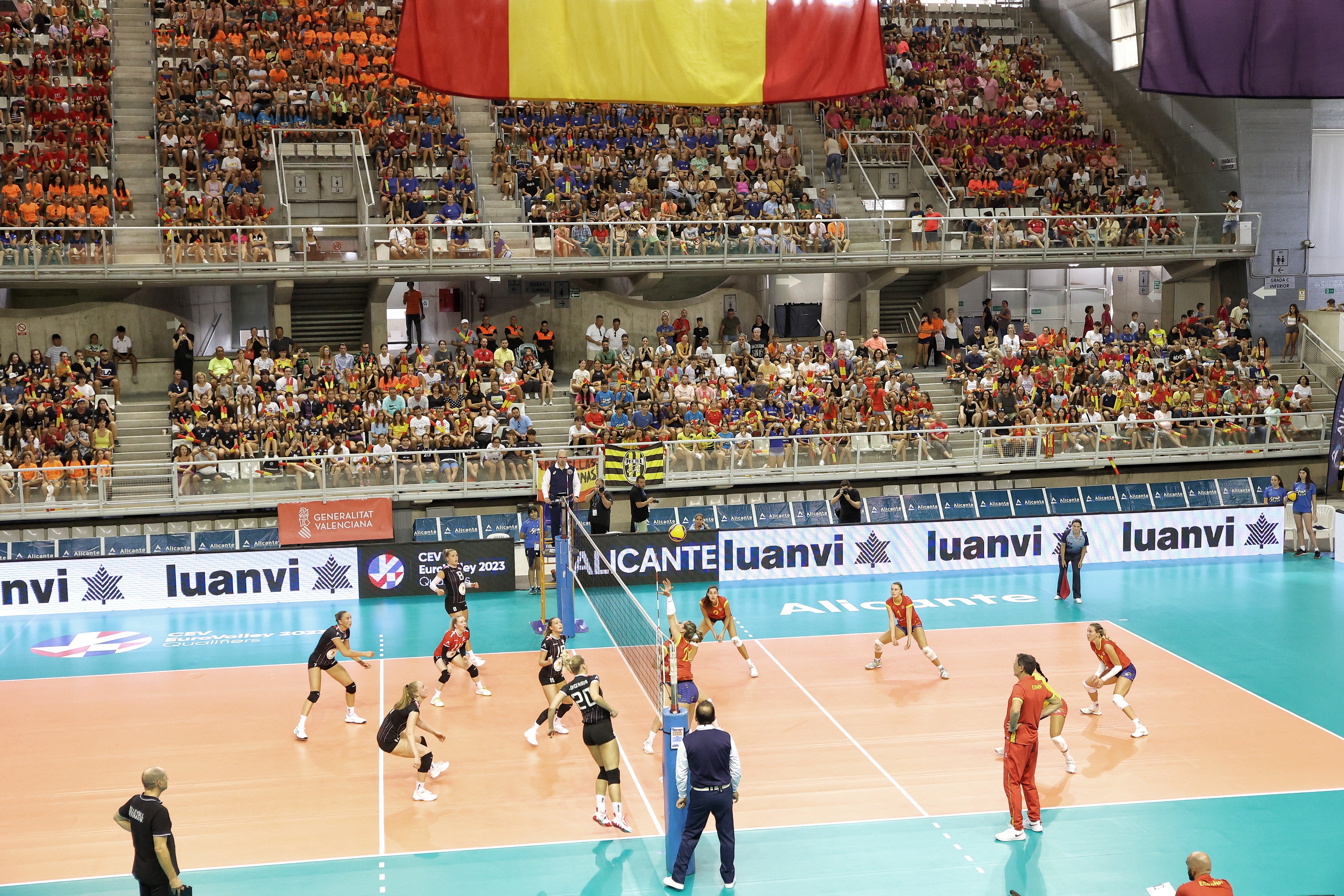 Las Leonas del Vóley se medirán en Alicante con Suecia y Croacia en la Golden League Las Leonas del Vóley se medirán en Alicante con Suecia y Croacia en la Golden League