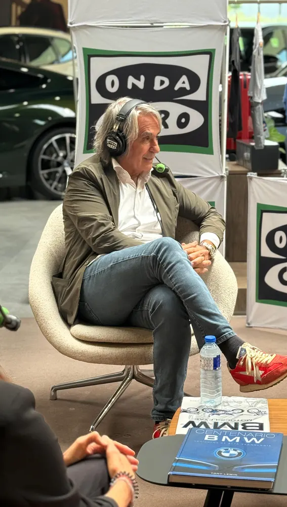 Carlos Agrelo, responsable de Novomóvil BMW, en Iñás-Oleiros | Onda Cero Coruña Carlos Agrelo, responsable de Novomóvil BMW, en Iñás-Oleiros | Onda Cero Coruña