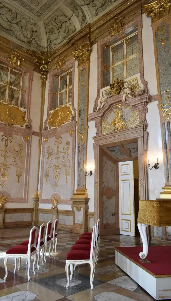 Sala de mármol del palacio de Mirabell Sala de mármol del palacio de Mirabell