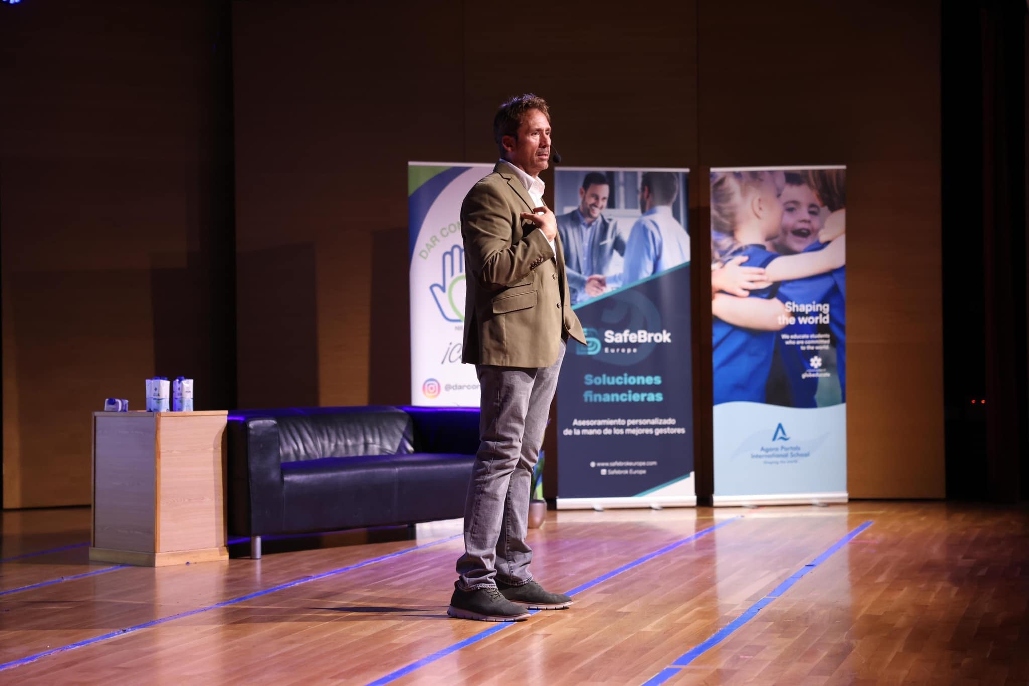 Miguel Ángel Tobías, director de cine: "Tener un propósito ayuda a tener paz interior" Miguel Ángel Tobías, director de cine: "Tener un propósito ayuda a tener paz interior"