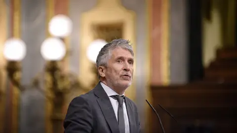 Marlaska admite errores en el contrato de balas con Israel y defiende su anulación por la situación en Gaza Marlaska admite errores en el contrato de balas a Israel hasta que el Gobierno halló el "mecanismo" para su rescisión Marlaska admite errores en el contrato de balas con Israel y defiende su anulación por la situación en Gaza Marlaska admite errores en el contrato de balas a Israel hasta que el Gobierno halló el "mecanismo" para su rescisión