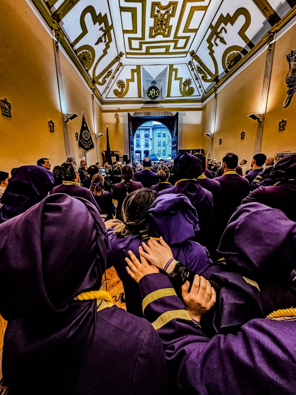 "Sentimientos de la Hermandad Nazarena" de Carlota Lera, ganadora del Concurso de Fotografía Momentos de Pasión 2025 "Sentimientos de la Hermandad Nazarena" de Carlota Lera, ganadora del Concurso de Fotografía Momentos de Pasión 2025