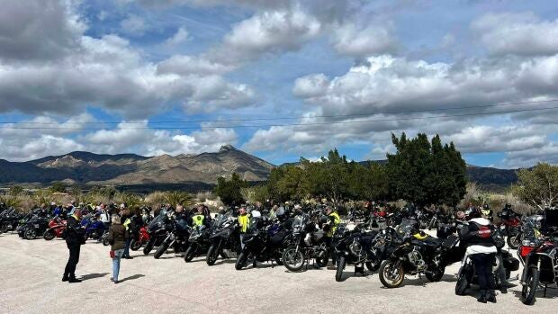 Benejúzar acoge este domingo el XX Motoalmuerzo y concentración motera de 'Centauros del alba' 