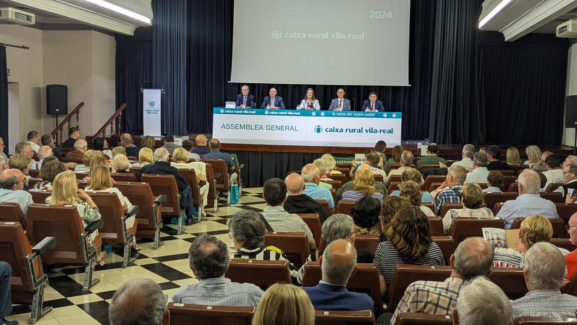 Caixa Rural Vila-real cierra 2024 con un beneficio récord y refuerza su compromiso social Caixa Rural Vila-real cierra 2024 con un beneficio récord y refuerza su compromiso social